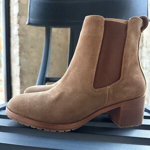 Nisolo Women’s Taupe Ankle Boots- Size 9.5